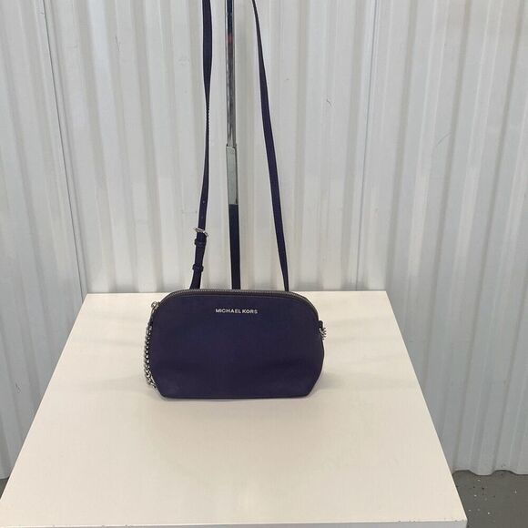 Michael Kors Cindy Soffiano leather Dome Crossbody - Picture 5 of 8